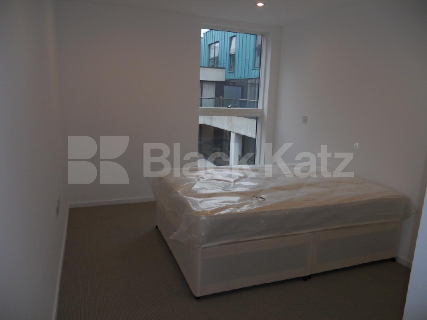 			New Instruction, 2 Bedroom, 1 bath, 1 reception Apartment			 Dance Square , CLERKENWELL-FARRINGDON-OLD STREET